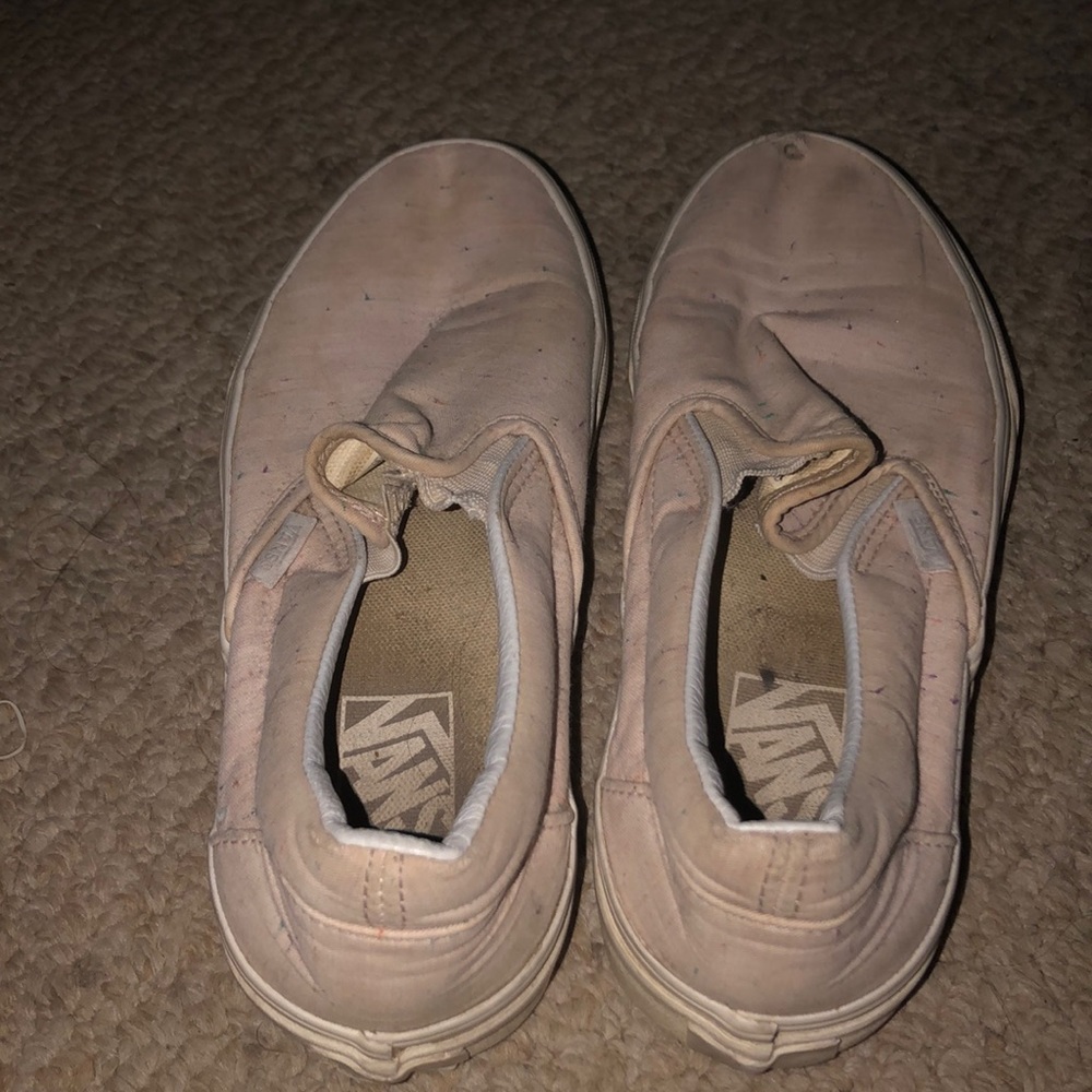 Vans - Picture 2 of 7